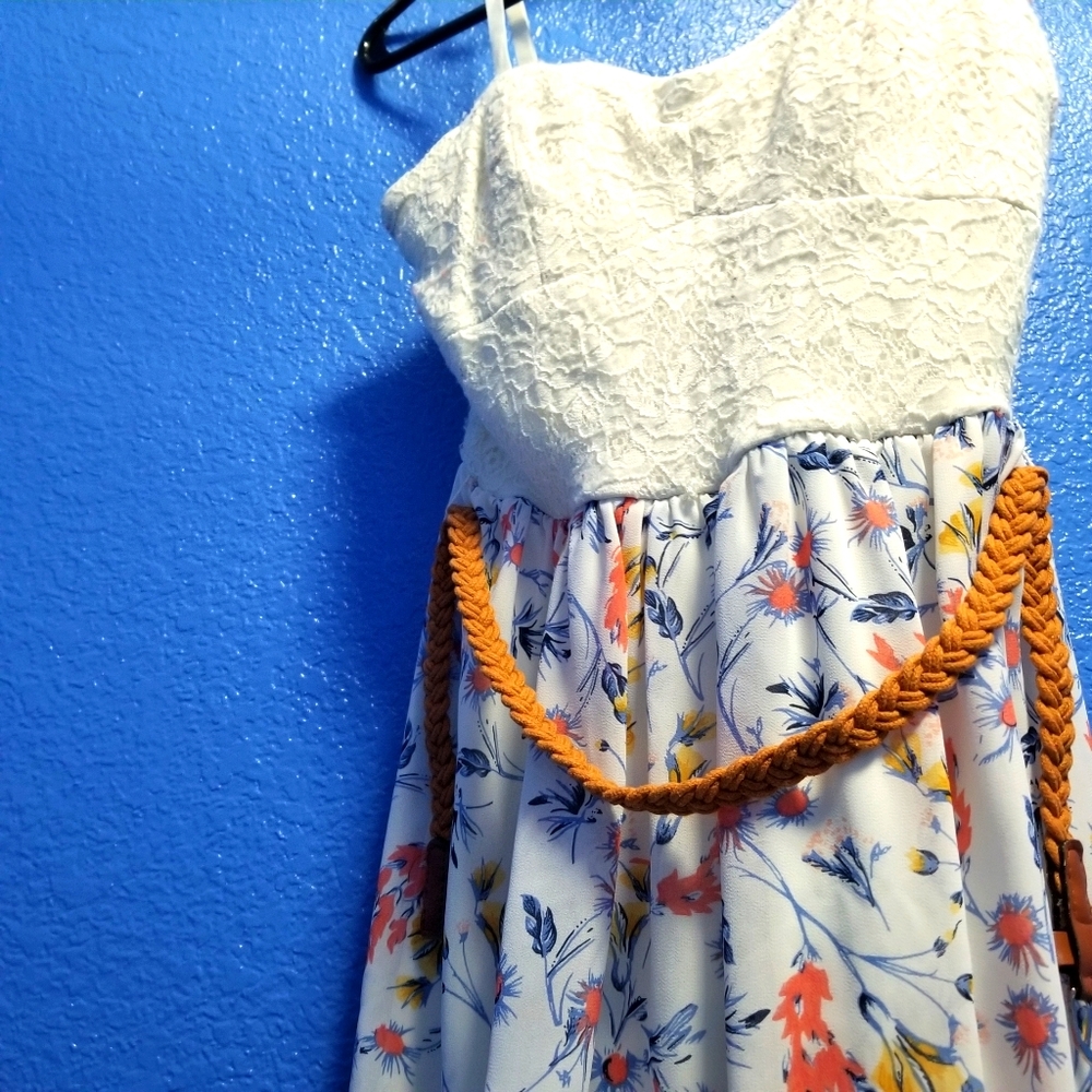 Causal dress